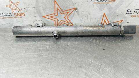 Foto 2ª: Rampa Inyectora Mercedes Clase ML 300 3.0 CDI W164) 224CV 165KW AUT. OM642 (2005)