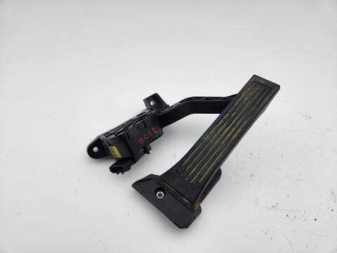 Pedal Acelerador Kia Carens BASIC 135CV 99KW