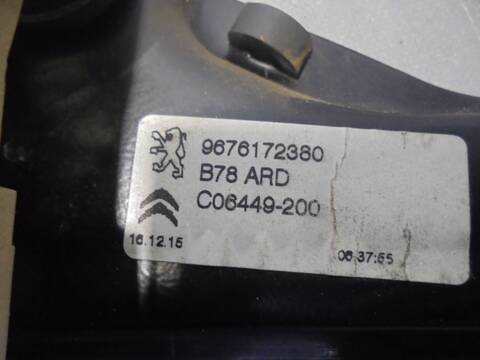 Foto 4ª: Elevalunas Manual Trasero Derecho Citroen C4 EXCLUSIVE PICASSO 150CV 110KW [AH01] (2016)