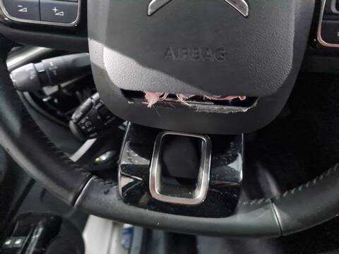 Foto 3ª: Volante Citroen C3 FEEL 102CV 75KW [YH01] (2022)