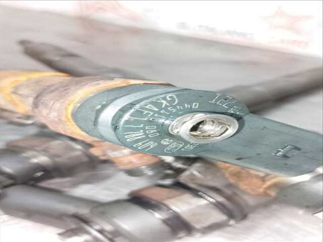 Foto 3ª: Inyectores Bmw Serie 3 315 320TD 150CV 110KW [204D4] (2003)