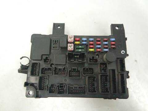 Caja Reles Fusibles Mitsubishi Outlander HIBRIDO PHEV KAITEKI 4WD HIBRIDO 203CV 89KW