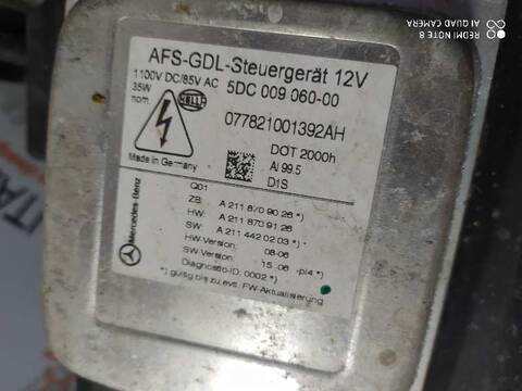 Foto 4ª: Faro Izquierdo Mercedes Clase E 180 E 500 211.072) BERLINA 388CV 285KW [M273962] (2006)