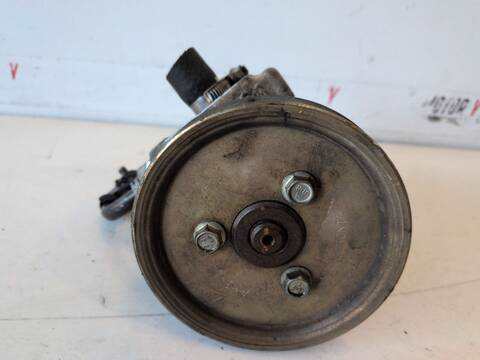 Bomba de Direccion Land Rover Freelander 18K4F