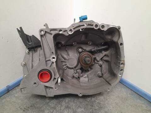 Foto 1ª: Caja Cambios Renault Clio AUTHENTIQUE 75CV 55KW [D4FD7] (2009)