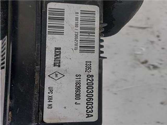 Foto 3ª: Centralita BSM Renault Megane 1.5 DCI 101CV 74KW II BM0/1_ CM0/1_) [K9K 729] (2004)