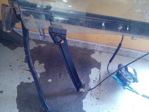 Foto 2ª: Elevalunas Eléctrico Delantero Derecho Seat Exeo ERENCE BERLINA 120CV 88KW [CAGC] (2011)