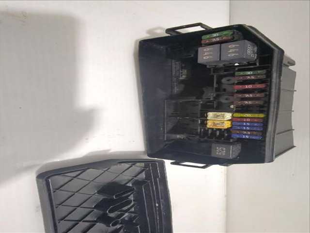 Foto 2ª: Caja Reles Fusibles Volkswagen T-Cross 1.0 TSI 110CV [DLAA] (2018)