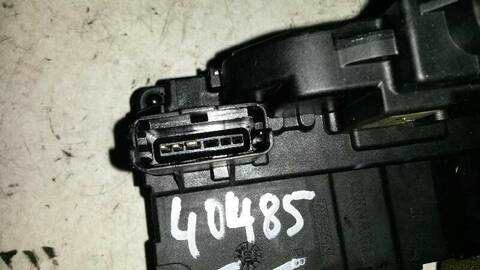 Foto 3ª: Cerradura Puerta Trasera Izquierda Renault Koleos PRIVILEGE 150CV 110KW [M9R833] (2010)