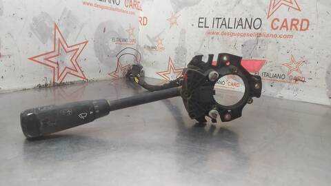 Foto 1ª: Mando Luces Mercedes Clase E 180 300 D - E 300 D TURBO 124.133) BERLINA 147CV 108KW [OM603960] (1991)