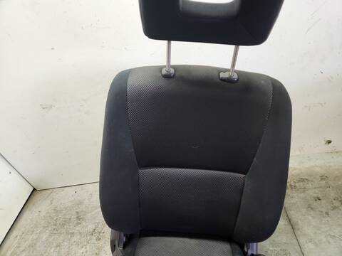 Foto 2ª: Asiento Delantero Derecho Suzuki Grand Vitara 2.0 TD DLX 109CV 80KW [RHW] (2005)