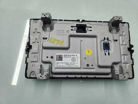 Foto 4ª: Pantalla Multifuncion Volkswagen Tiguan LIFE 122CV 90KW [DTRC] (2021)