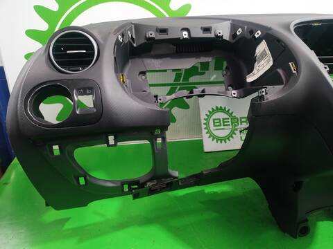 Foto 3ª: Salpicadero Seat Altea STYLE COPA 125CV 92KW [CAXC] (2010)