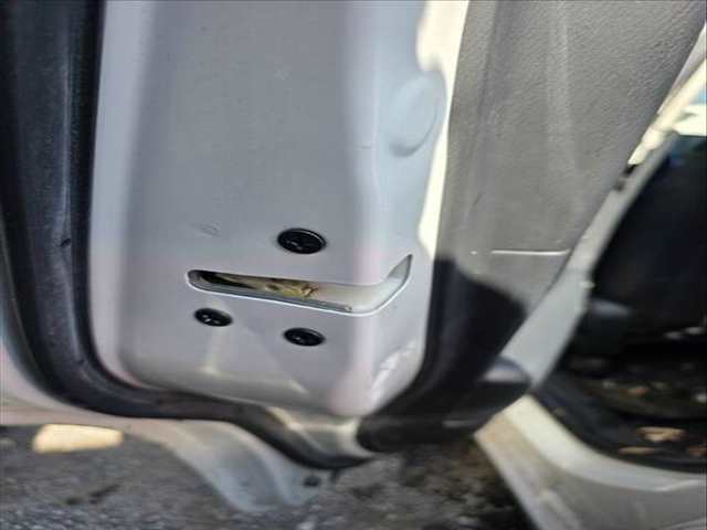 Cerradura Puerta Trasera Izquierda Mazda 2 ZENITH BERLINA