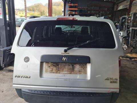 Portón Dodge Nitro SE 177CV 130KW