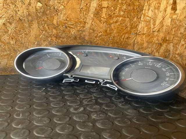 Cuadro de Instrumentos Peugeot 5008 PREMIUM 1 HDI FAP 111CV