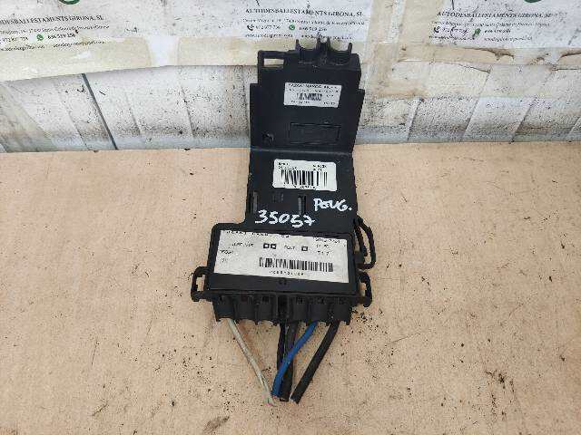 Foto 2ª: Caja Reles Fusibles Peugeot Partner 1.6 HDI BLUEHDI [BH02  BHY] (2016)