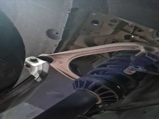 Foto 1ª: Brazo Suspension Delantero Derecho Jaguar F Pace PRESTIGE AWD 250CV 184KW [PT204] (2018)