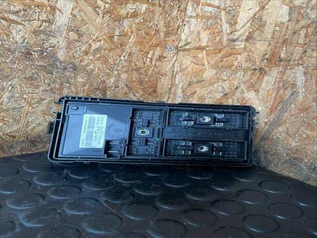 Foto 2ª: Caja Reles Fusibles Chevrolet Aveo LS 1 CAT 84CV (2006)