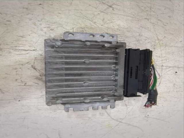 Foto 3ª: Centralita Motor ECU Renault Megane 1.6 16V LA00 LA04 LA0B LA11 LA16 LA19 LA1J LA1K ... 107CV [K4M 700 K4M 701 K4M 706 K4M 708 K4M 709] (1996)