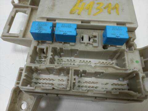 Foto 2ª: Caja Reles Fusibles Toyota Land Cruiser 1KDFTV (2005)