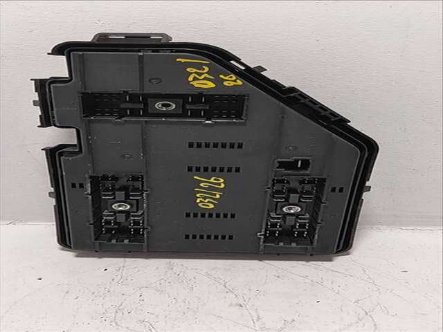 Foto 2ª: Caja Reles Fusibles Ssangyong Korando LIMITED 4X2 178CV (2010)