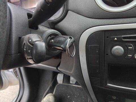 Foto 2ª: Motor de Arranque Citroen C3 1.1 COLLECTION 60CV 44KW [HFX] (2007)