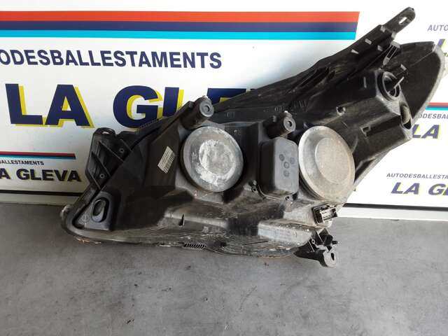 Foto 2ª: Faro Derecho Opel Astra 1.7 CDTI 100CV [Z17DTH] (2004)