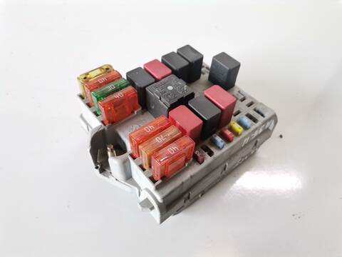 Foto 2ª: Caja Reles Fusibles Fiat Doblo 1.9 8V DYNAMIC - MULTIJET DYNAMIC PLUS 77KW) 105CV (2001)