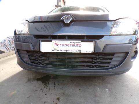 Foto 3ª: Paragolpes Delantero Renault Megane F9Q872 III SPORT TOURER (2010)