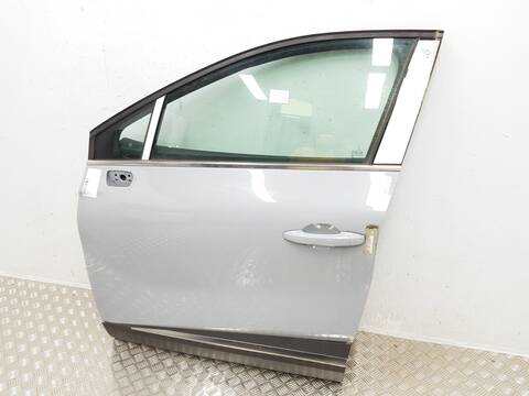 Foto 3ª: Puerta Delantera Izquierda Renault Clio SIN DEFINIR