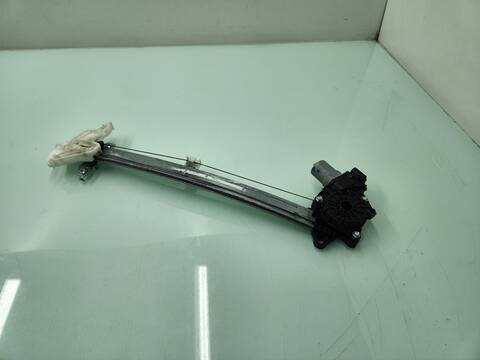 Foto 3ª: Elevalunas Manual Trasero Derecho Honda Civic 1.5 SPORT 182CV 134KW [L15BA] (2020)