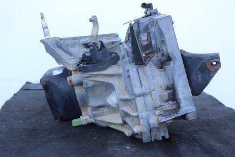 Foto 3ª: Caja Cambios Nissan Micra TEKNA 82CV 60KW (2005)