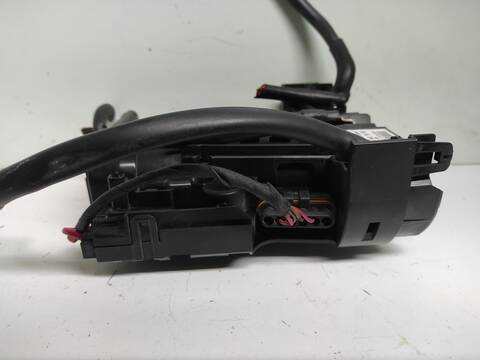 Foto 3ª: Caja Reles Fusibles Mercedes Clase C 160 646811 BERLINA (2007)