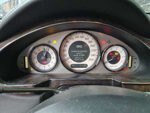 Foto 4ª: Cuadro de Instrumentos Mercedes Clase C 160 280 219.354) 231CV 170KW [M272943] (2008)