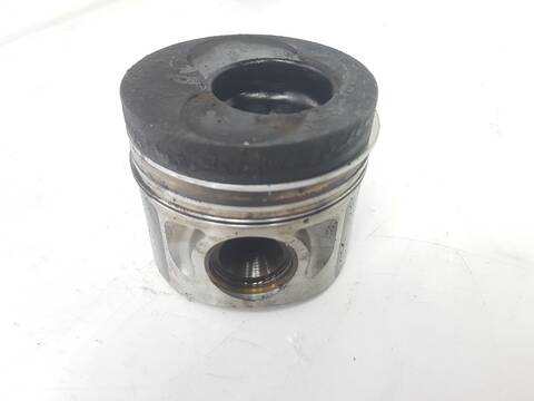 Foto 3ª: Pistones Volkswagen Passat 1.9 TDI 131CV [AVF] (2000)