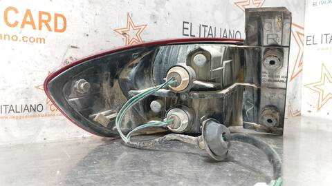 Foto 2ª: Piloto Trasero Derecho Subaru Tribeca LIMITED PLUS 245CV 180KW [EZ30] (2008)