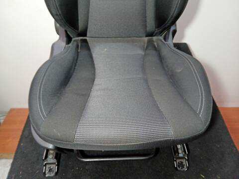 Foto 2ª: Asiento Delantero Derecho Hyundai i30 1.4 CRDI 90CV 66KW [D4FC] (2014)