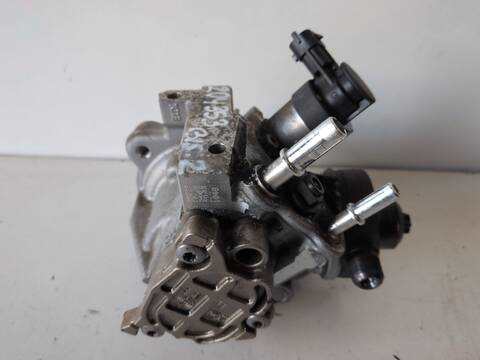 Foto 3ª: Bomba Inyeccion Peugeot 208 9HP (2014)