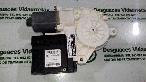 Foto 1ª: Elevalunas Eléctrico Delantero Izquierdo Audi A3 2.0 TDI AMBIENTE 140CV 103KW [BKD] (2005)