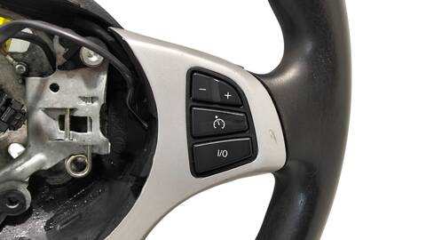 Foto 2ª: Volante Bmw X3 2.0D 2 16V DIESEL CAT 150CV (2004)