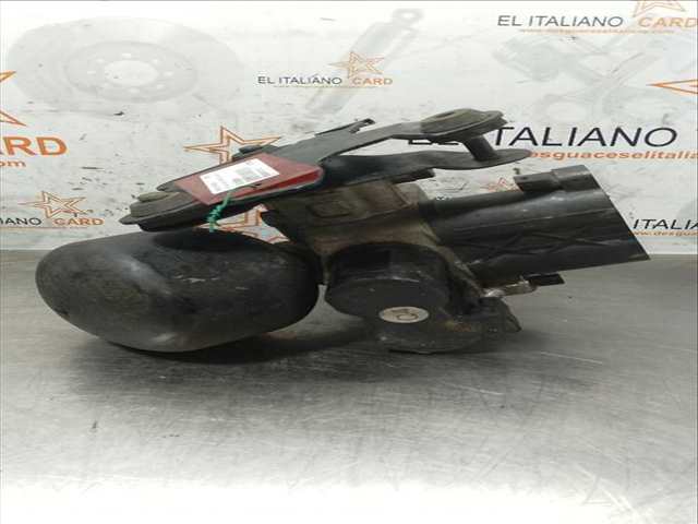 Foto 2ª: Bomba de Suspension Mercedes Clase S 220 500 221.071) BERLINA 388CV 285KW [M273961] (2006)