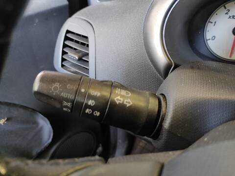 Foto 2ª: Mando Multifuncion Nissan Micra K9K276 (2007)