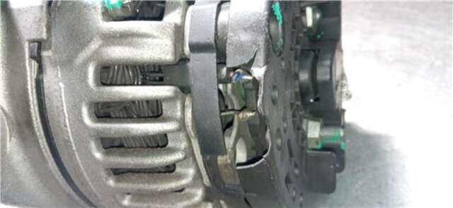 Foto 3ª: Alternador Saab 9-3 1.9 TID LINEAR (I/D) [1.9 LTR. - 110 KW TID CAT] BERLINA (2003-_) [Z19DTH]