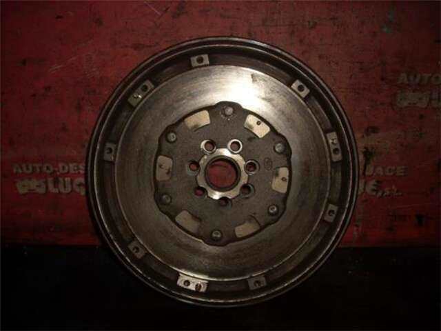Foto 1ª: Volante Motor Renault Megane III BERLINA 5P (2008-_) [K9KJ836]