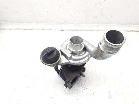 Foto 3ª: Turbocompresor Volvo S40 1.9 DIESEL BERLINA 95CV 70KW (2008)