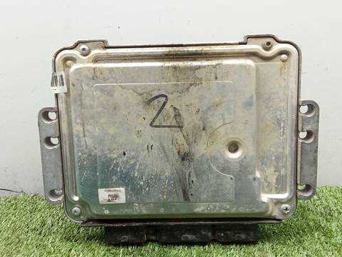Foto 2ª: Centralita Motor ECU Suzuki Grand Vitara 1.9 DDIS JB419WD JB419XD) 129CV 95KW [F9Q] (2007)