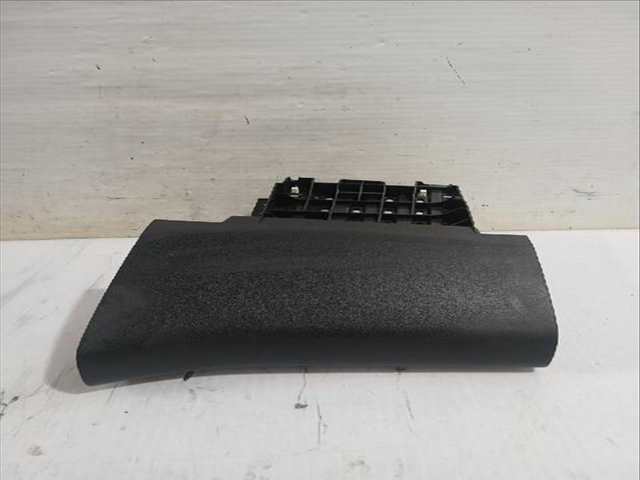 Guantera Peugeot Rifter 1.5 BLUEHDI 100 102CV