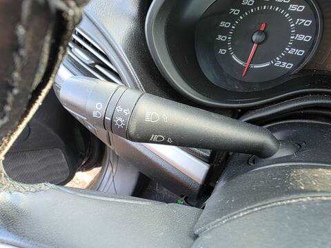 Foto 2ª: Mando Luces Fiat Tipo 1.6 G II 104CV 76KW 357) HATCHBACK (2018)