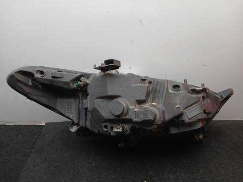 Foto 2ª: Faro Izquierdo Ford Mondeo 2.0 TDCI HATCHBACK 150CV 110KW [T7CA,T7CC,T7CD,T7CE,T7CF,T7CN,T7CP,T7CQ] (2015)